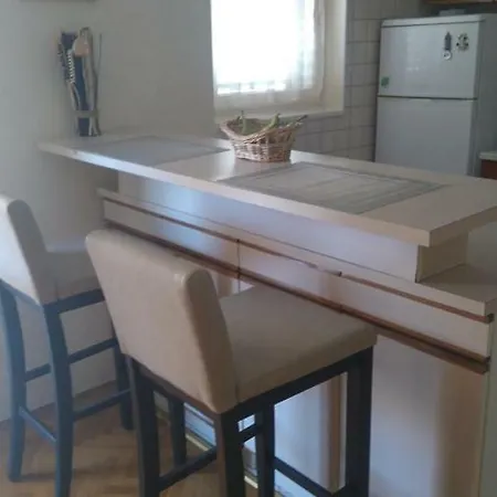 Apartment Quiet Getaway Koromacno Exterior photo